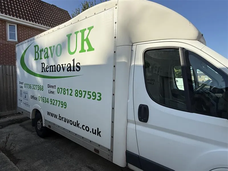 Bravo Uk house removal van